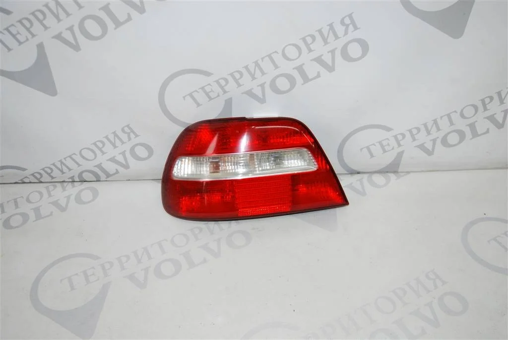 Фонарь задний левый VOLVO S40 1999-2004