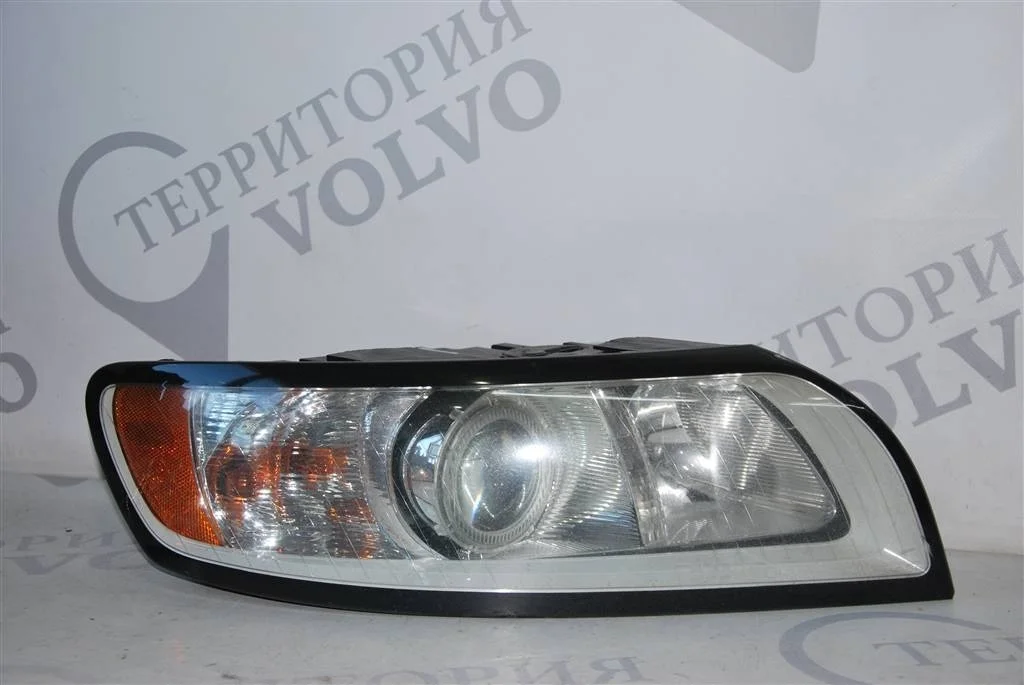 Фара прaвaя гaлoген VOLVO S40 2007-2012