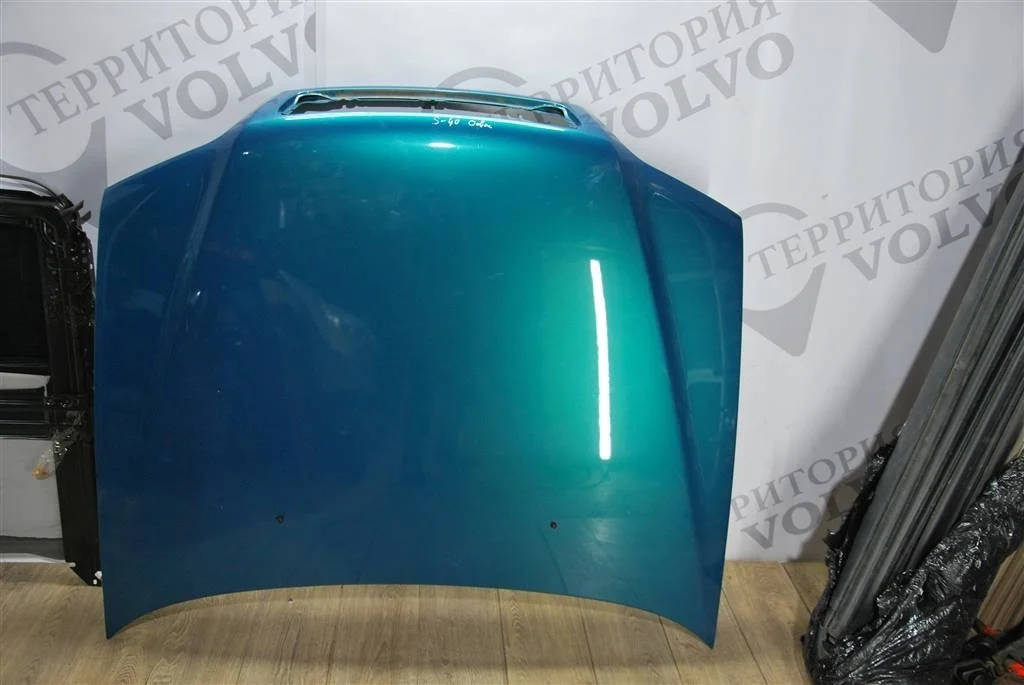 Капот VOLVO S40 1999-2004
