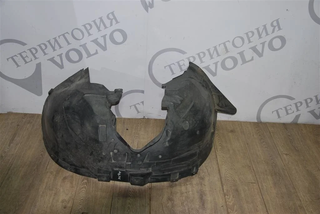 Подкрылок передний левый VOLVO XC90 2015-2019