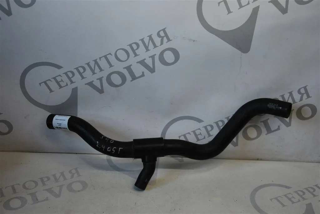 Шланг радиатора VOLVO S40 2004-2012