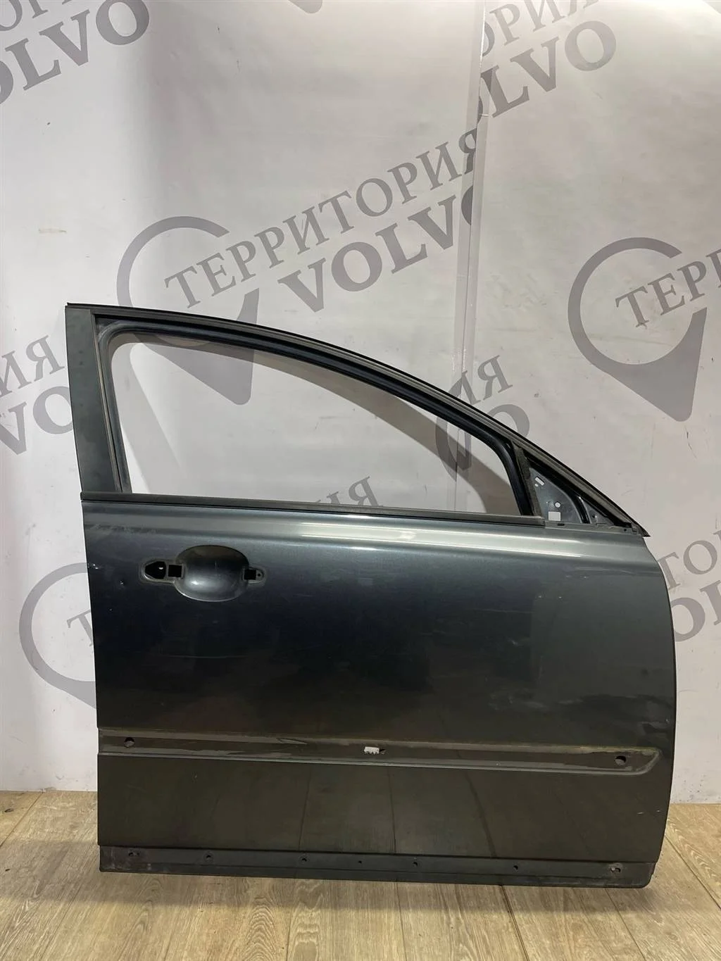 Дверь передняя правая VOLVO S40 2004-2012