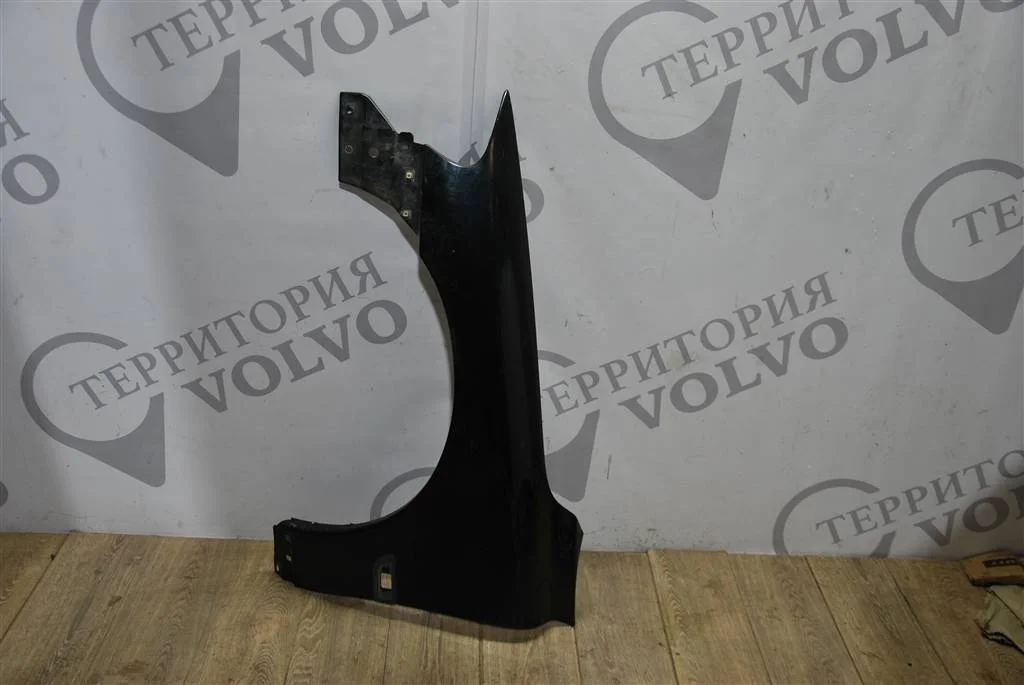 Крыло переднее левое VOLVO S60 2000-2009