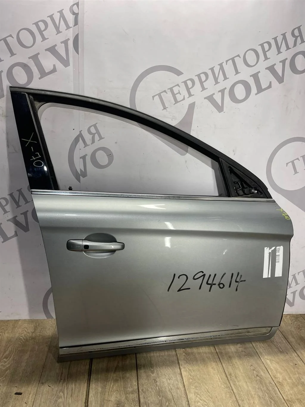 Дверь передняя правая VOLVO XC60 2009-2017