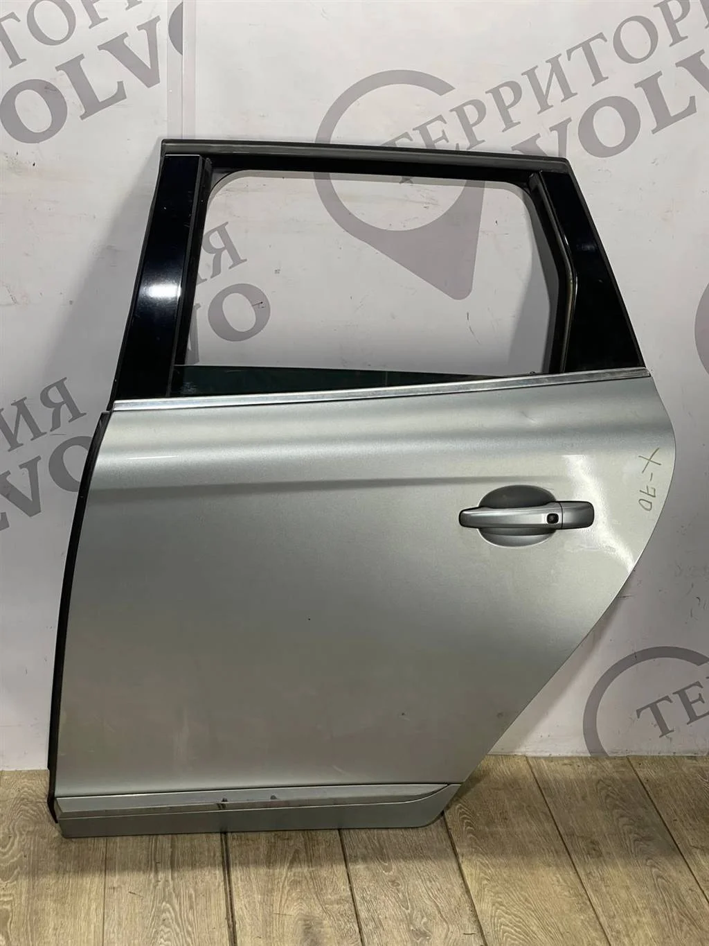 Дверь задняя левая VOLVO XC60 2009-2017