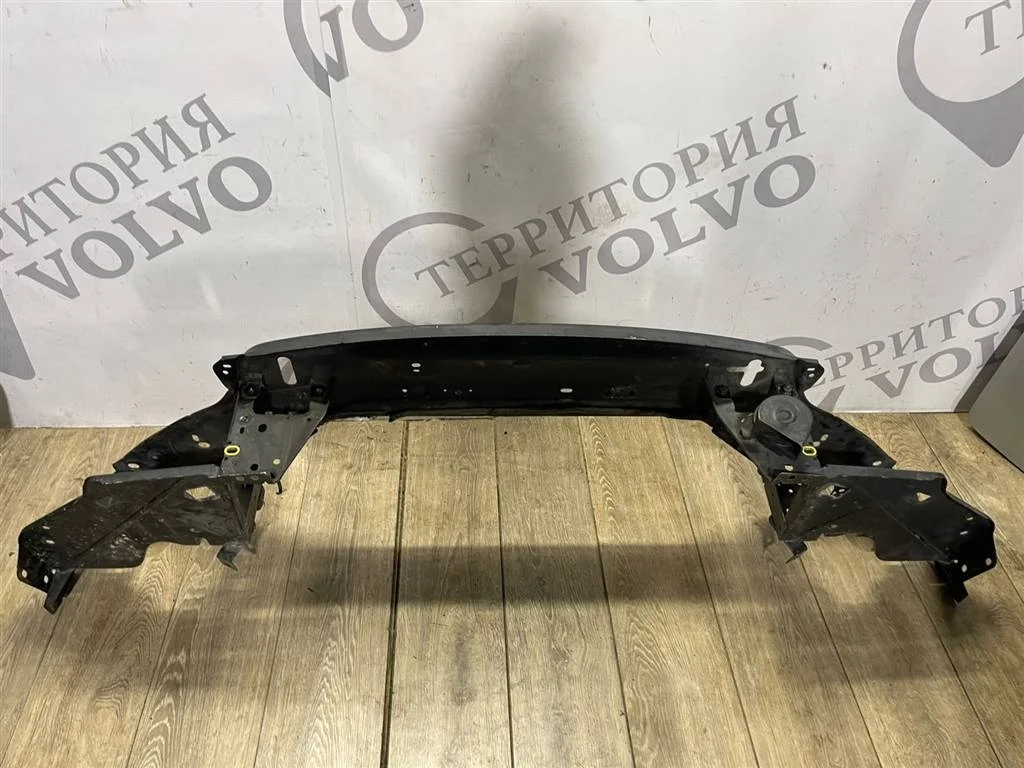 Панель передняя VOLVO XC70 2008-2016