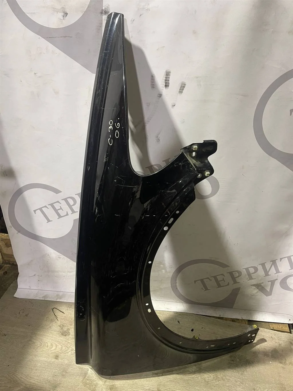Крыло переднее правое VOLVO C30 2006-2010