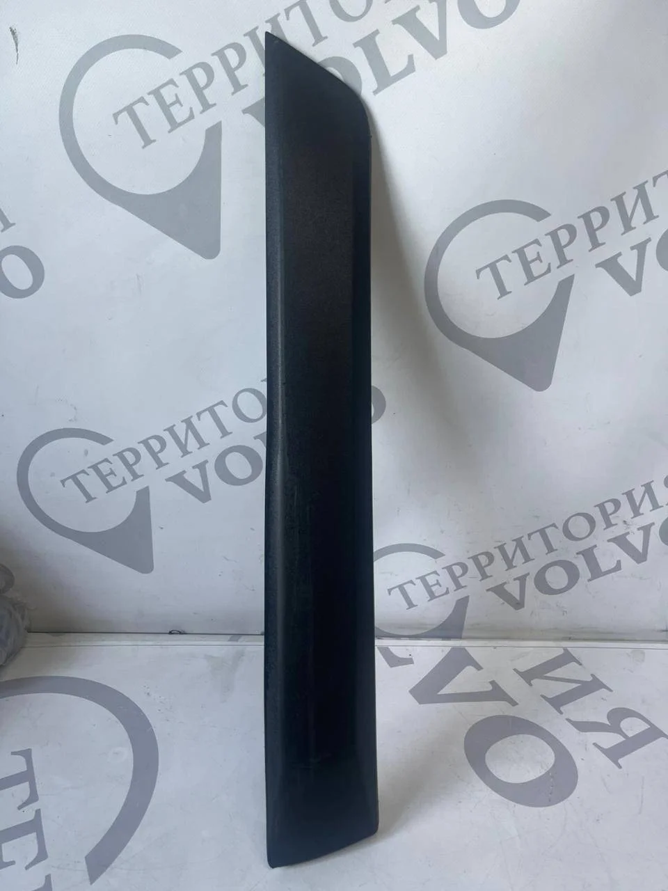 Молдинг задней левой двери VOLVO XC60 2009-2017