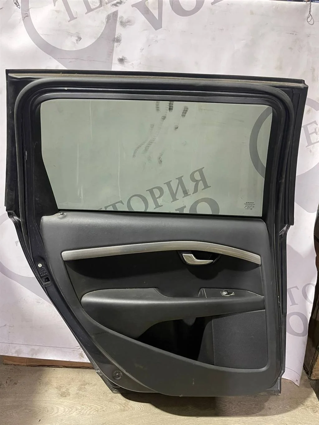 Дверь задняя левая VOLVO XC70 2008-2016