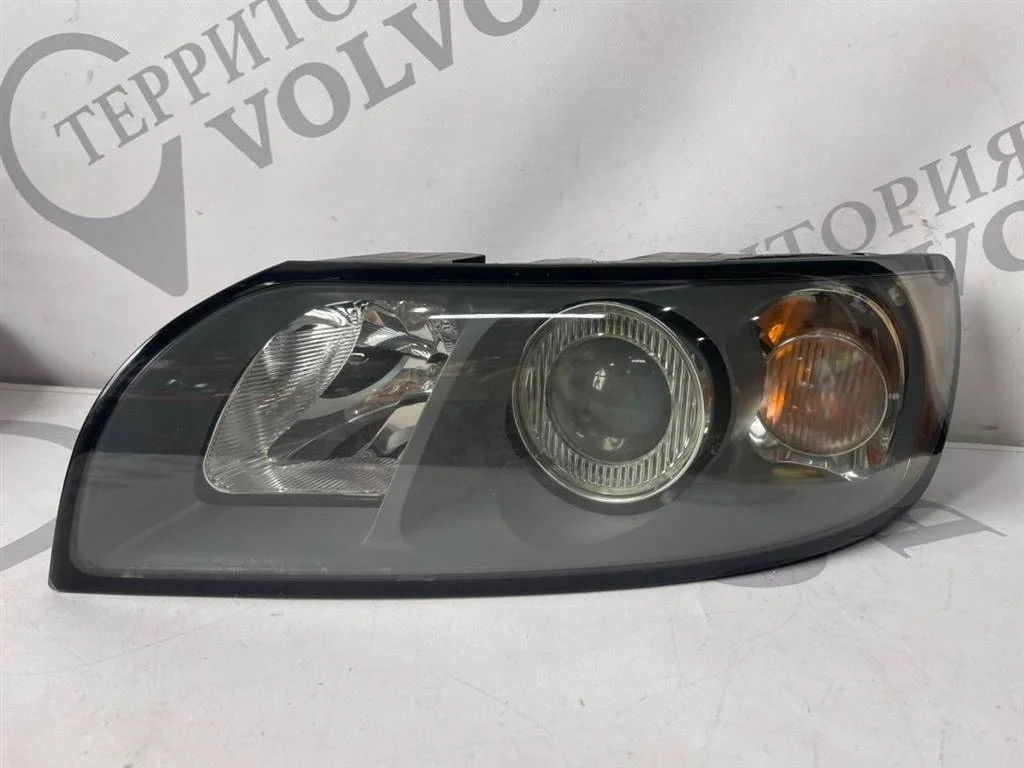 Фара левая галоген VOLVO S40 2004-2007