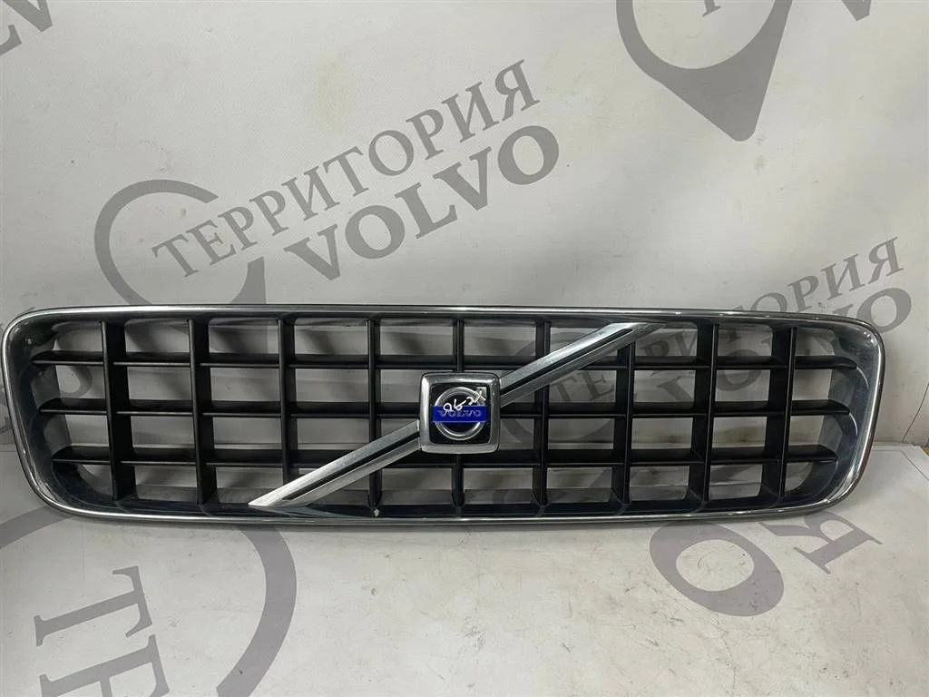 Решетка в бампер VOLVO XC90 2006-2014