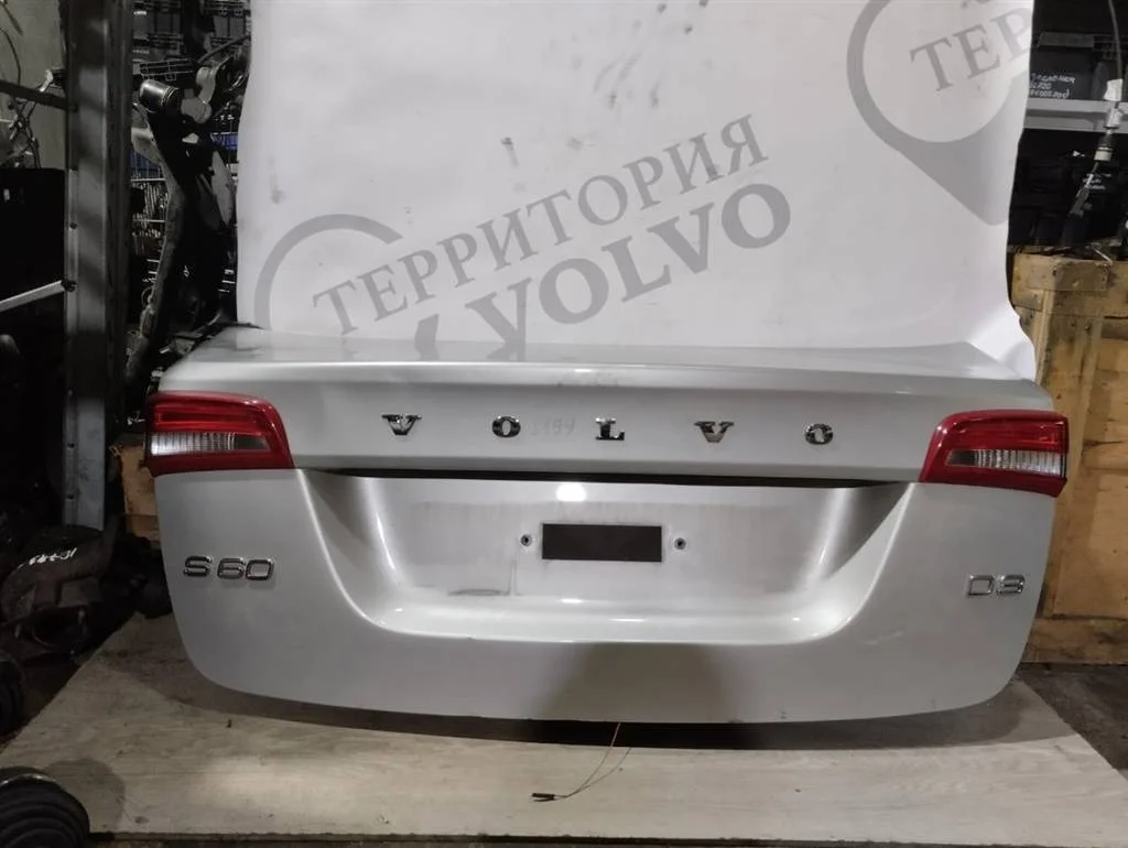 Крышка багажника VOLVO S60 2010-2013