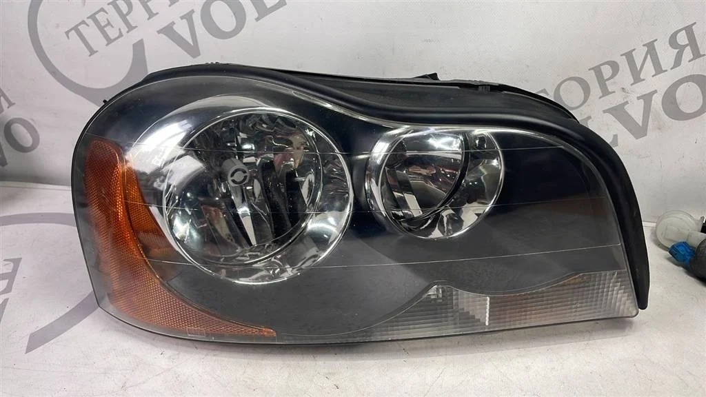 Фара правая галоген VOLVO XC90 2003-2014