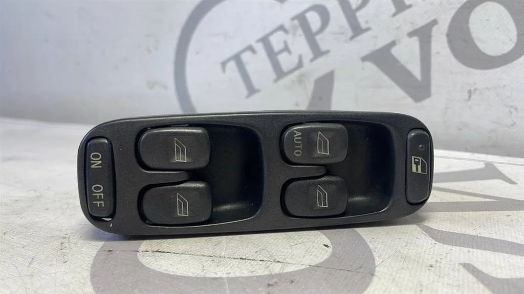 Блок кнопок стеклоподъемника VOLVO S70 1997-2000