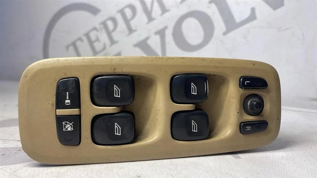 Блок кнопок стеклоподъемника VOLVO XC70 2000-2007