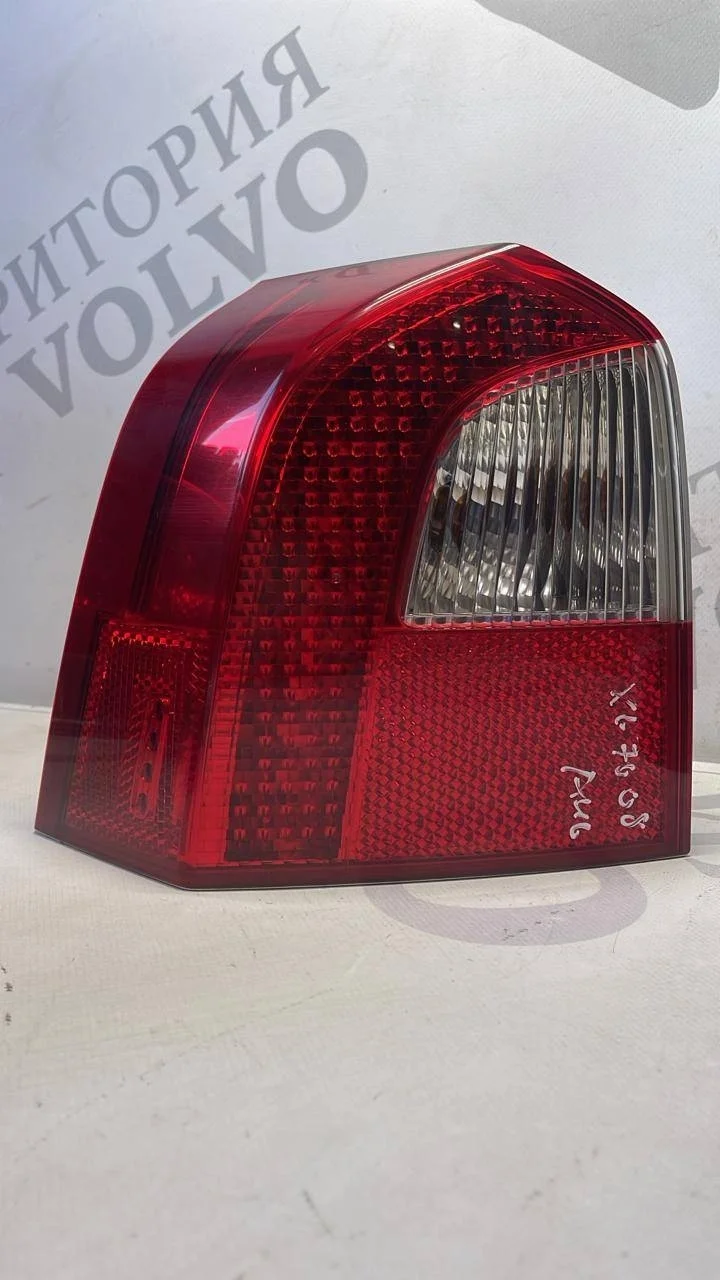 Фонарь задний левый VOLVO XC70 2008-2013