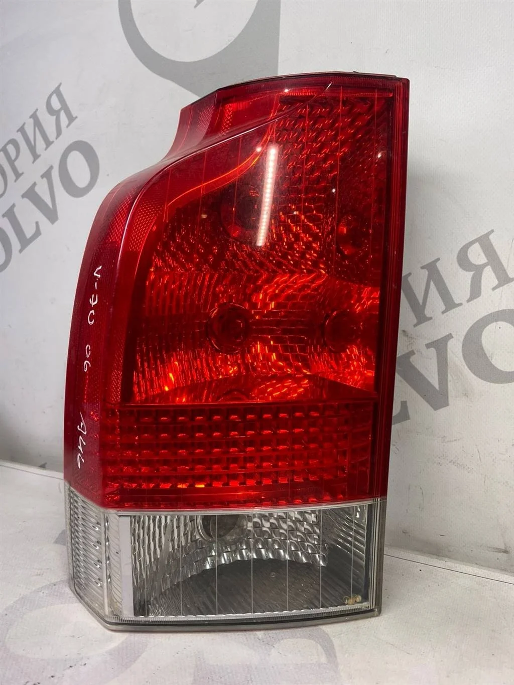 Фонарь задний левый VOLVO XC70 2004-2007