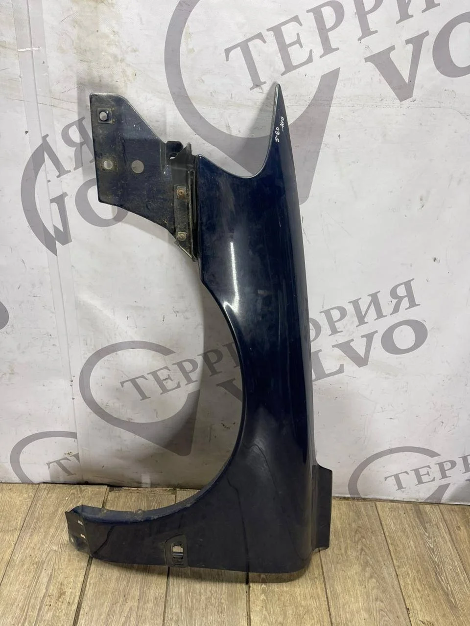Крыло переднее левое VOLVO S60 2000-2009