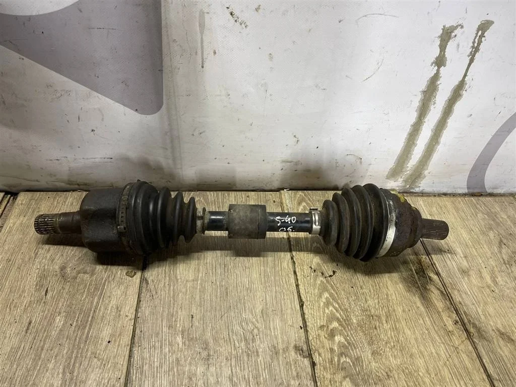 Приводной вал левый VOLVO S40 2004-2012