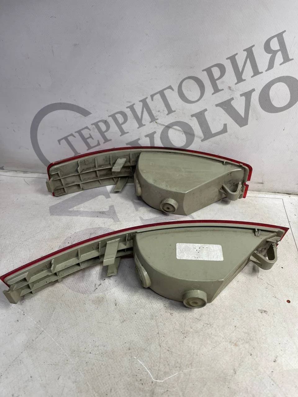 Габарит задний правый / левый VOLVO XC90 2003-2014