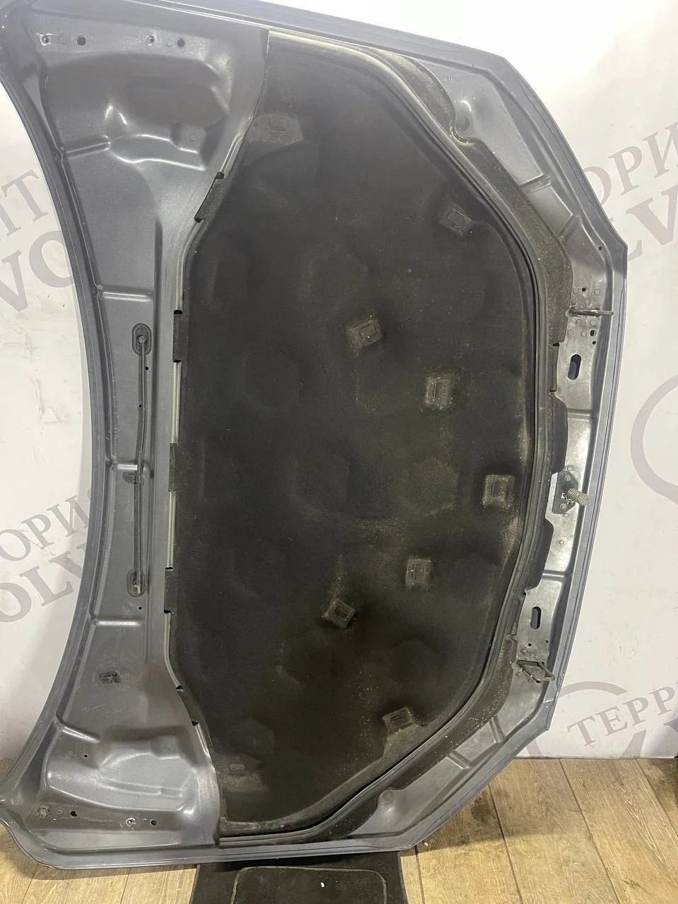 Шумоизоляция капота VOLVO XC70 2008-2016