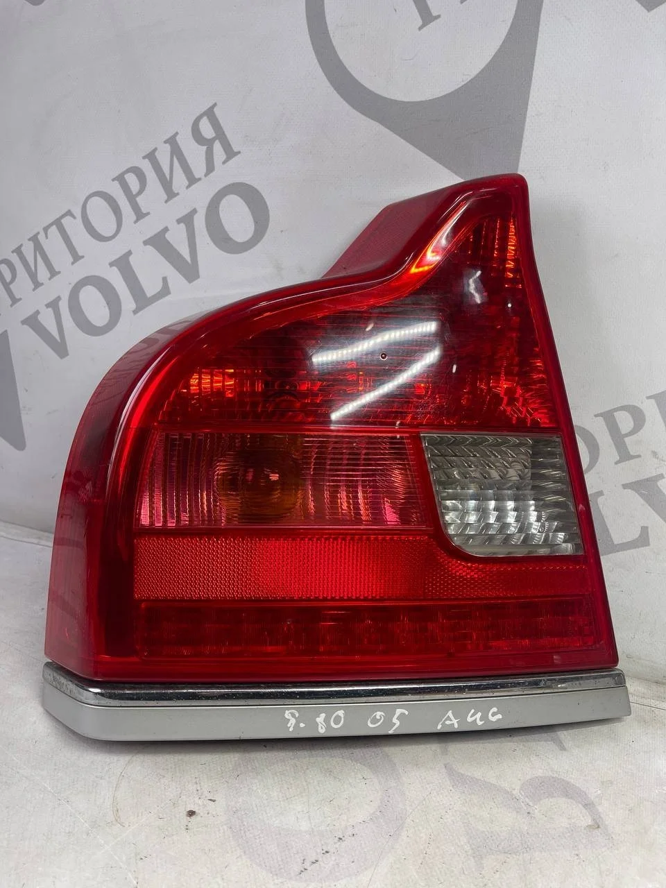 Фонарь задний левый VOLVO S80 2003-2006