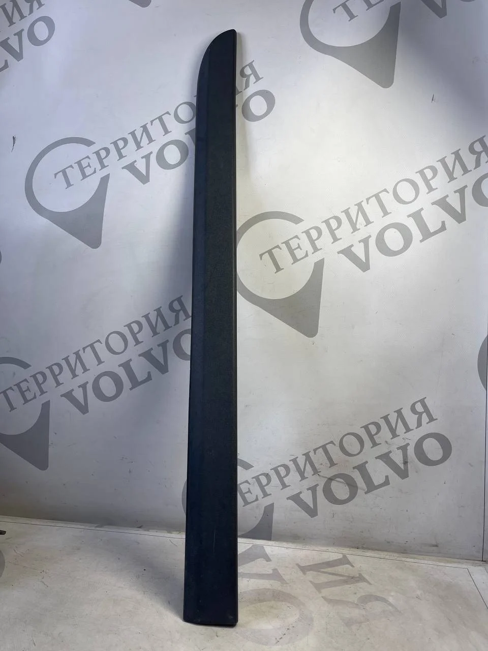 Молдинг задней правой двери нижний VOLVO XC90 2003-2006