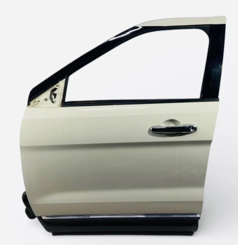 Дверь передняя левая Ford Explorer (11-16) SUV