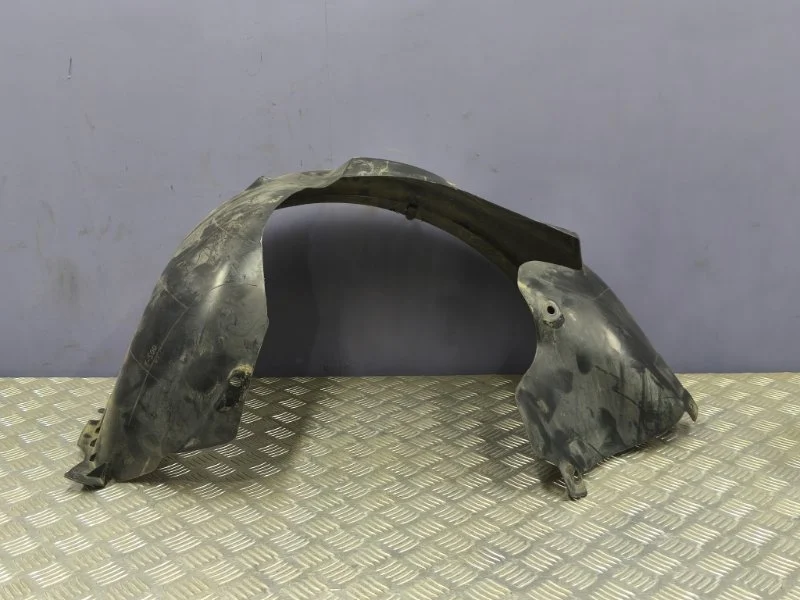 Подкрылок передний левый Audi A3 2008 8P0821171G 8P CCZ, задний