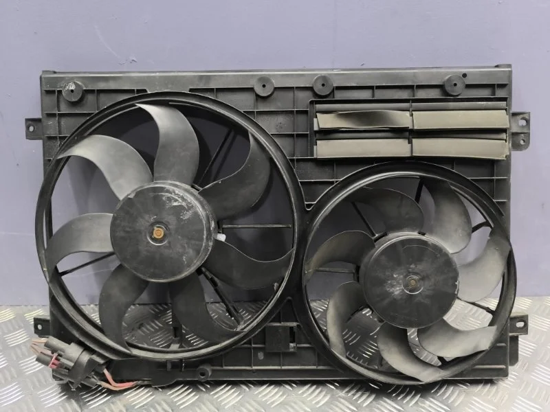 Вентилятор радиатора Audi A3 2008 1K0121205AD 8P CCZ