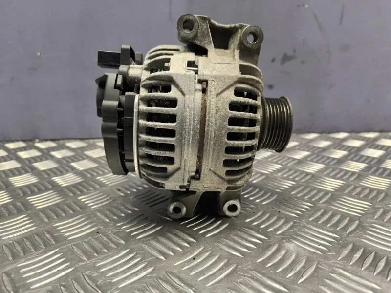 Генератор Audi A3 2008 06B903016AB 8P CCZ