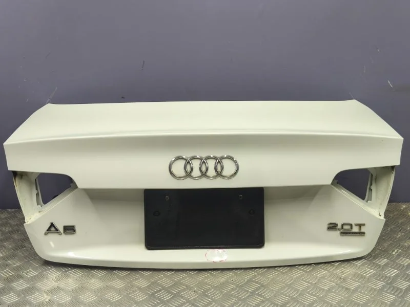 Крышка багажника Audi A5 2012 8T0827023AJ 8T CDN
