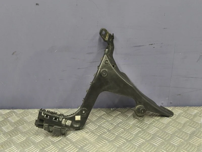 Кронштейн заднего бампера левый Audi A3 2008 8P4807377B 8P CCZ