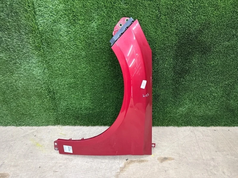 Крыло Ford Focus 3 2013 2171304 CB8 MGDA, переднее левое