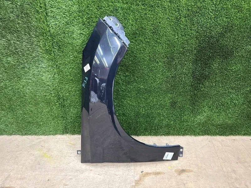 Крыло Ford Focus 3 2014 2171302 CB8 MGDA, переднее правое