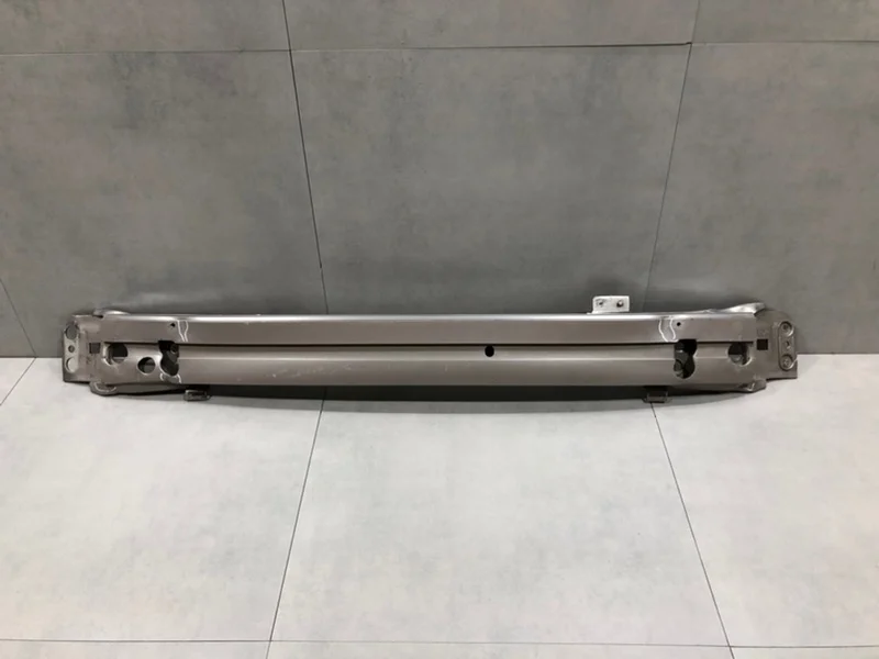 Усилитель переднего бампера Volvo XC70 2007 31253241, передний