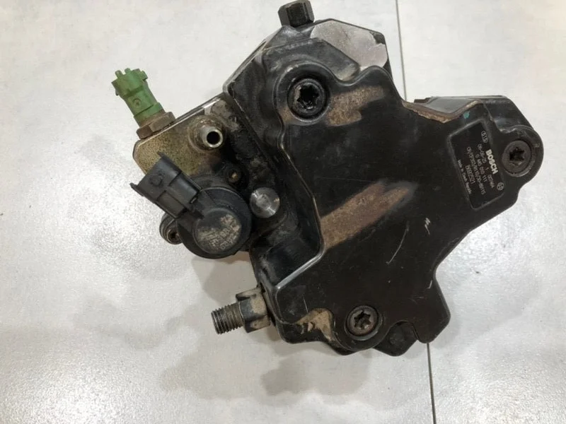 Топливный насос высокого давления Volvo XC90 2006 8692521 1 D5244T4