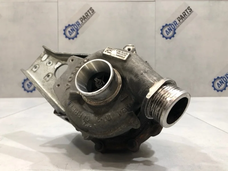 Турбина Volvo XC90 2012 36001171 D5244T4