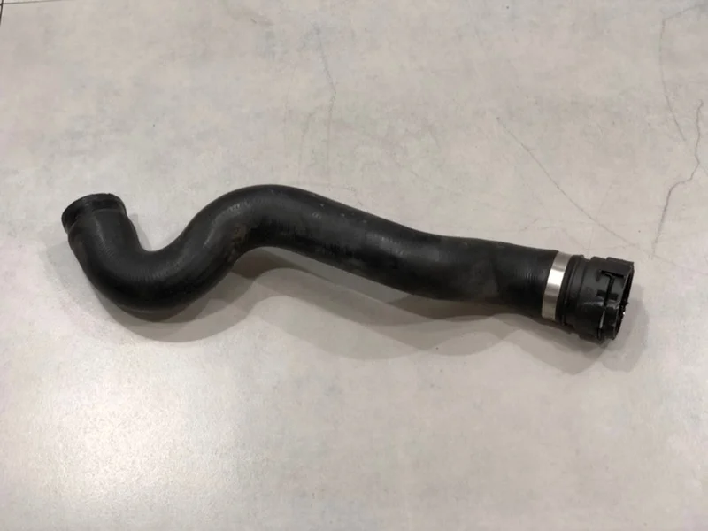 Патрубок радиатора Volvo XC90 2012 31283470 B6324S