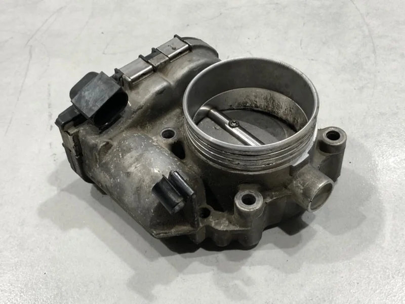 Заслонка дроссельная электрическая Volvo S80 2009 36012618 B5254T6