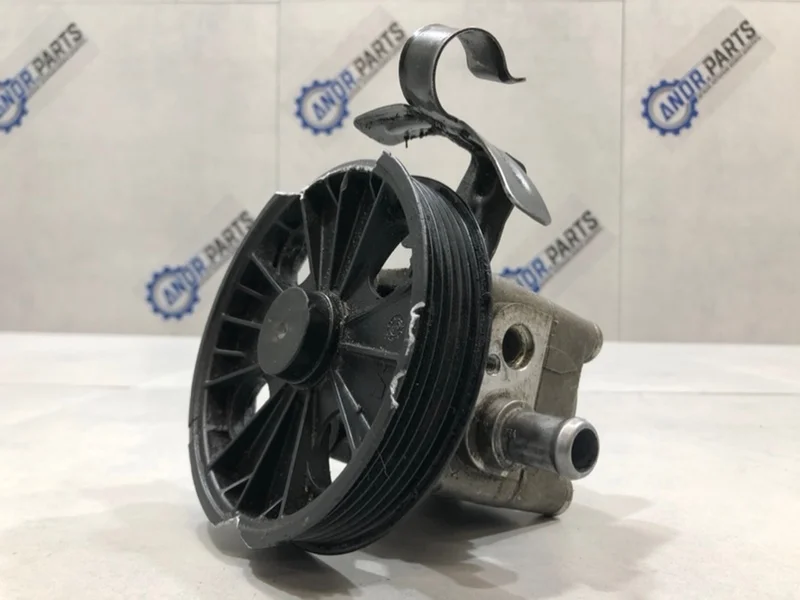 Насос гидроусилителя руля Volvo XC90 2007 30665098 B5254T2