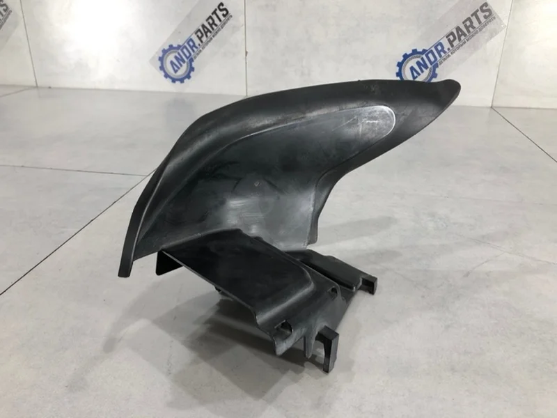 Дефлектор воздушный Volvo S60 2011 31323558, левый