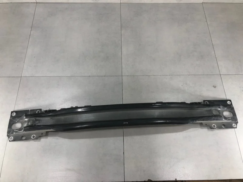 Усилитель бампера Volvo S60 2011 31349057