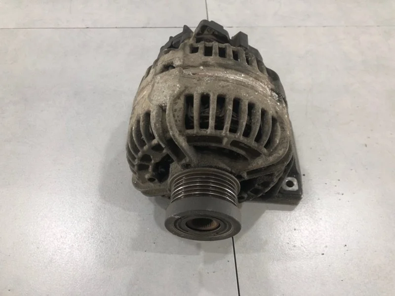 Генератор Volvo XC90 30667787 B5254T2