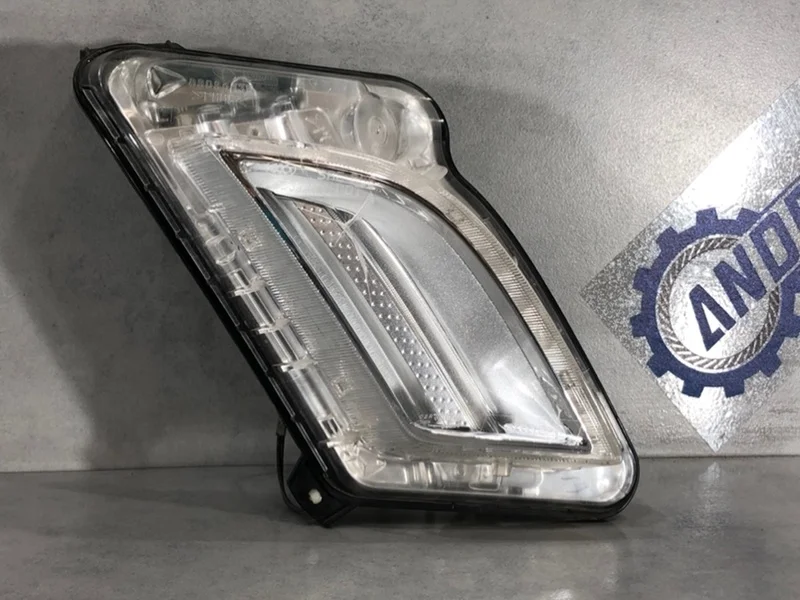 Габарит Volvo S60 2011 31278558 FS45 B6304T2, передний правый