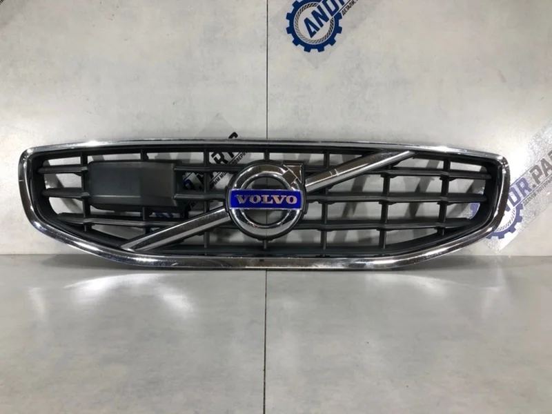 Решетка радиатора Volvo S60 2012 30795040 FS45 B6304T2