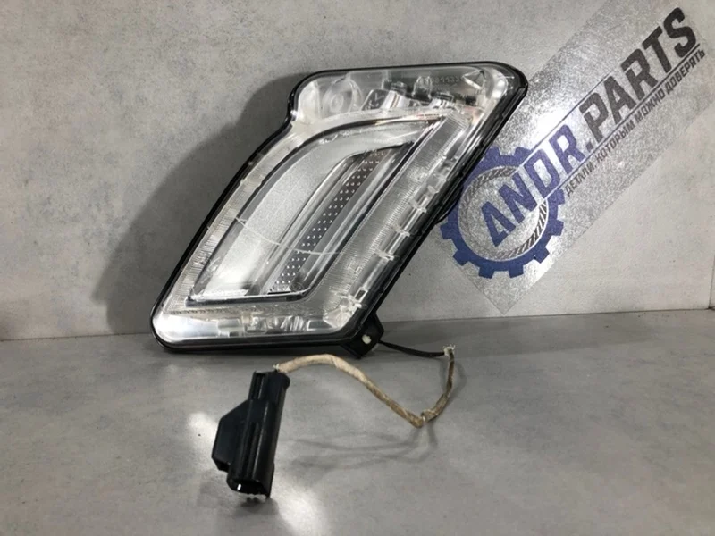 Габарит Volvo S60 2012 31278557 FS45 B6304T2, передний левый