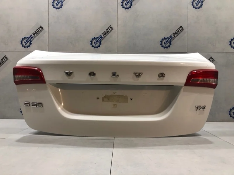 Крышка багажника Volvo S60 2012 31395582 T6