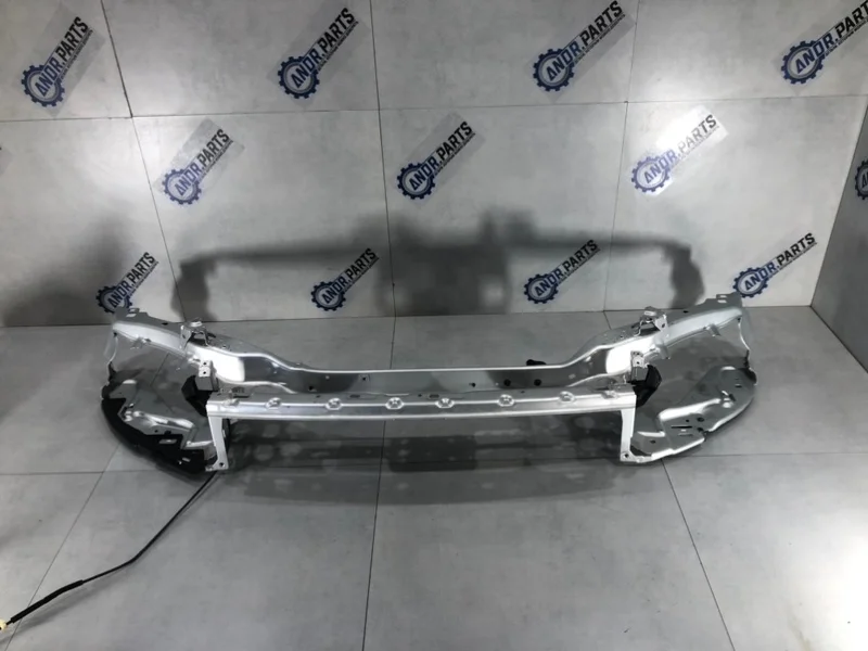 Панель передняя (телевизор) Volvo S40 2011 31335263