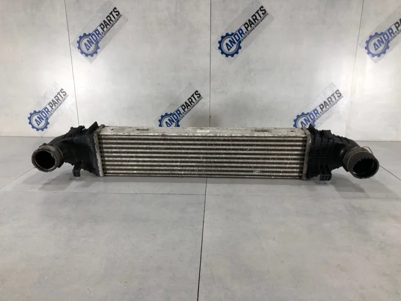 Интеркулер Mercedes C 2011 2045000100 W204